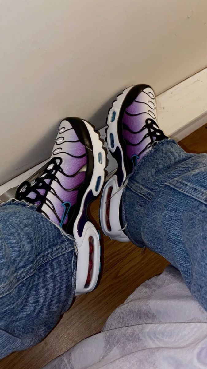Tênis Nike TN